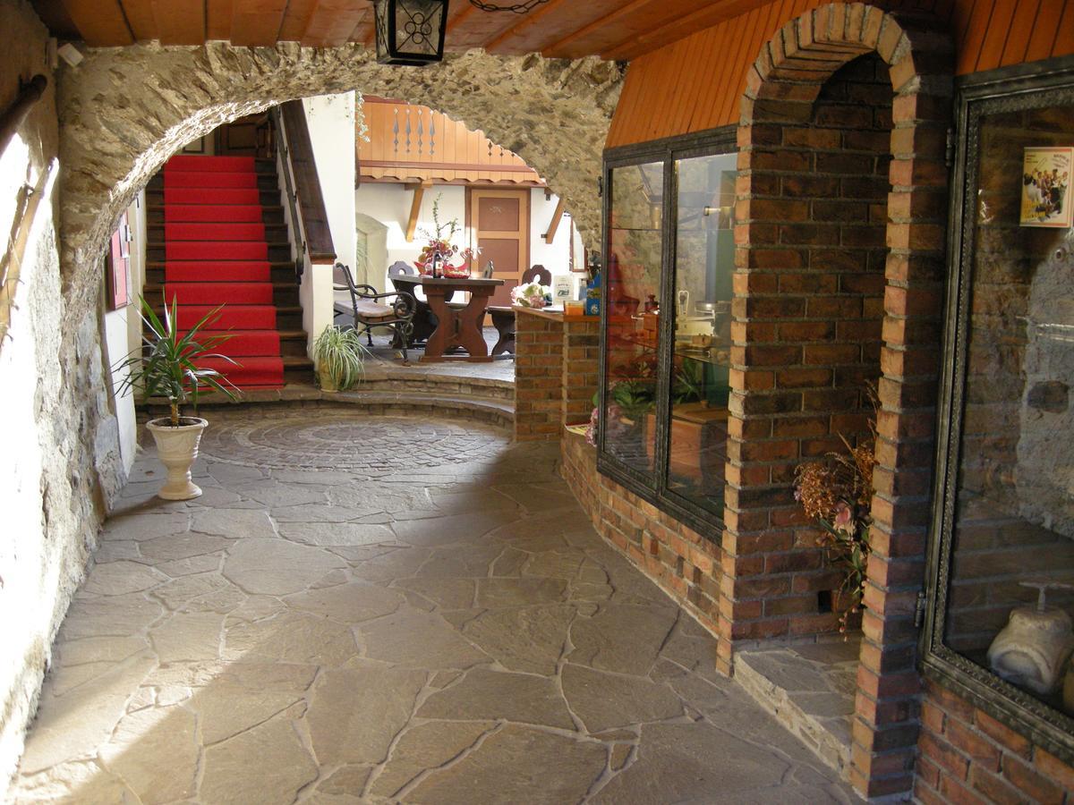 Staudacher Hof-Das Romantische Haus ميلستاف المظهر الخارجي الصورة
